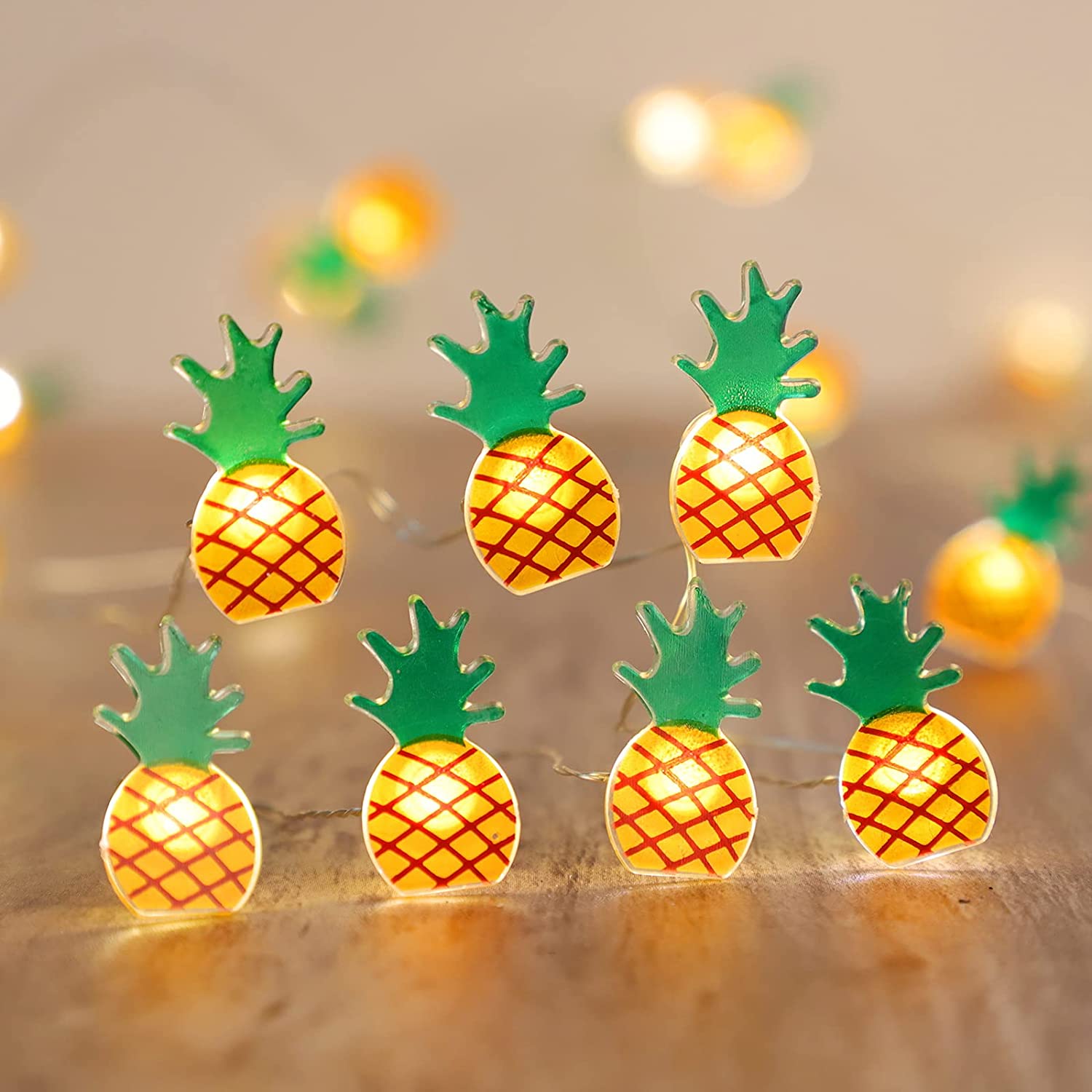 Ọkụ ọkụ ọkụ Pineapple LED na-arụ ọrụ batrị